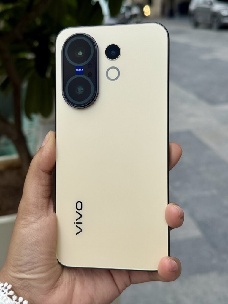 Vivo X200 FE